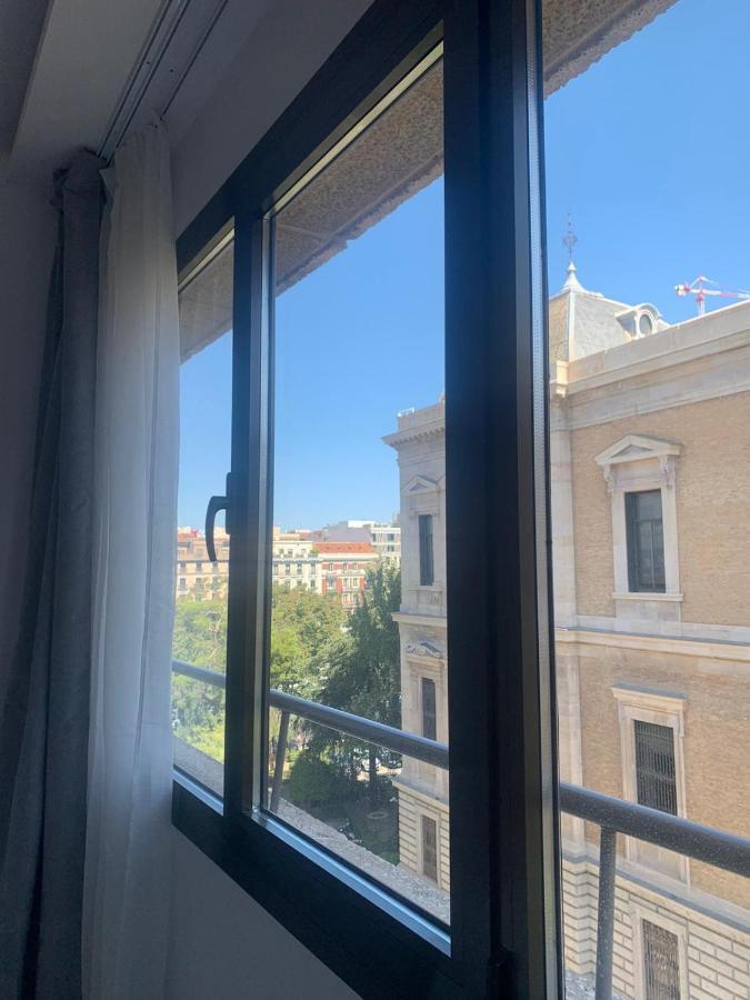Luxury Studio Retiro Park & Prado Museum Madrid Buitenkant foto
